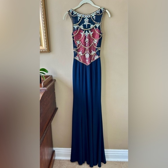 BETSY AND ADAM Illusion Low Back Prom Dress Crystal Beading Rhinestones Size 2 - Picture 5 of 13